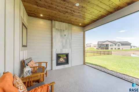 Exterior - 2700 N Sylvan Cir, Tea, SD 57064 photo 2 of 5