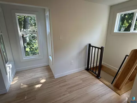 Entry Way - 2421 E Marson Dr, Sioux Falls, SD 57103 photo 1 of 1
