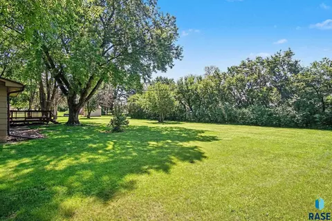 7713 E 38th St, Sioux Falls, SD 57110 photo 22