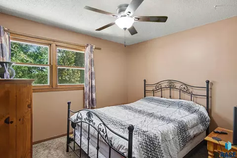 7713 E 38th St, Sioux Falls, SD 57110 photo 10