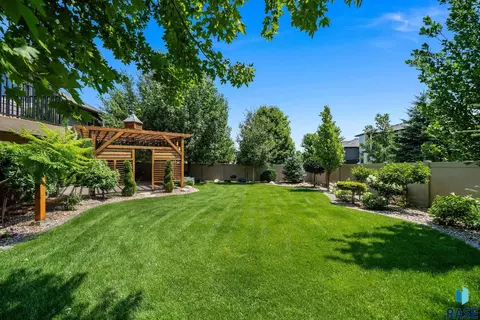 Exterior - 7309 E Donnelly Dr, Sioux Falls, SD 57110 photo 13 of 19