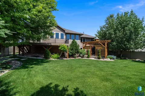 Exterior - 7309 E Donnelly Dr, Sioux Falls, SD 57110 photo 11 of 19