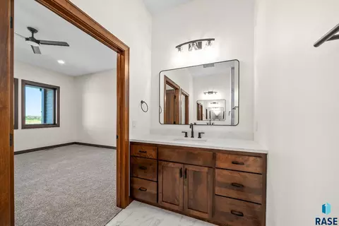 Bath - 7804 E Bull Pine Trl, Sioux Falls, SD 57110 photo 1 of 7