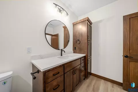 Bath - 7804 E Bull Pine Trl, Sioux Falls, SD 57110 photo 6 of 7