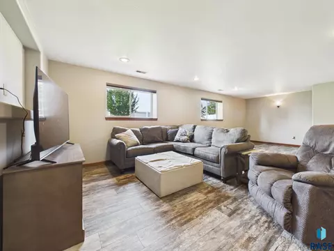 Other - 3917 E Brookline Dr, Sioux Falls, SD 57103 photo 13 of 15