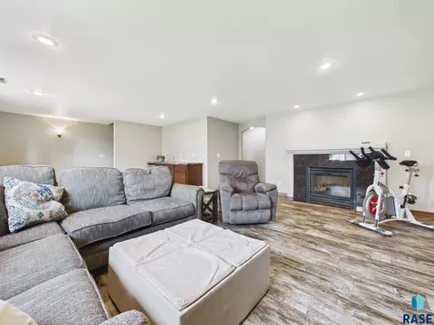 Living - 3917 E Brookline Dr, Sioux Falls, SD 57103 photo 5 of 7