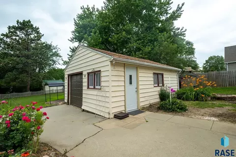 Other - 808 2nd St, Garretson, SD 57030 photo 5 of 8