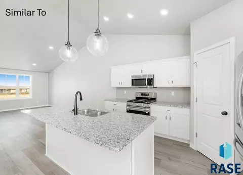 2209 E Alexa St, Brandon, SD 57005 photo 6