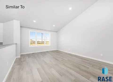 2209 E Alexa St, Brandon, SD 57005 photo 5