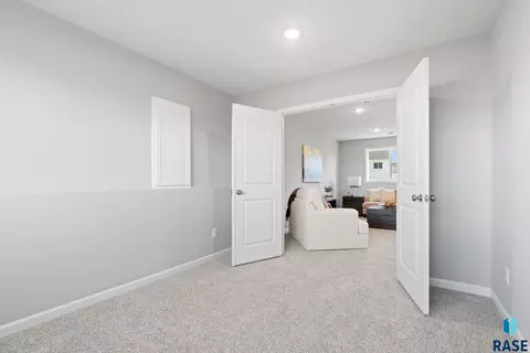 2213 E Alexa St, Brandon, SD 57005 photo 27
