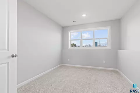 2213 E Alexa St, Brandon, SD 57005 photo 26