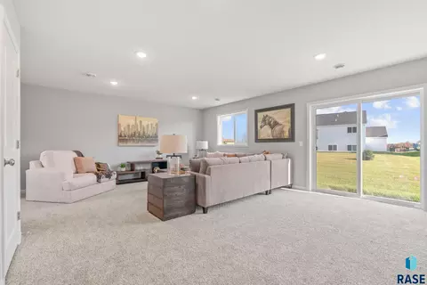 2213 E Alexa St, Brandon, SD 57005 photo 22
