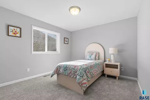 2213 E Alexa St, Brandon, SD 57005 photo 14