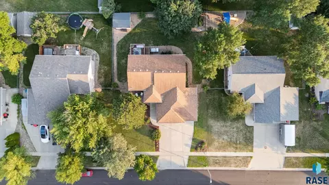 817 E Pine St, Brandon, SD 57005 photo 63