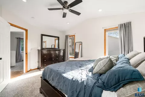 817 E Pine St, Brandon, SD 57005 photo 26