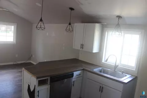 Kitchen - 1011 E 13th St, Yankton, SD 57078 photo 2 of 2