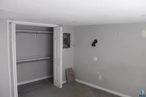 Bedroom - 1011 E 13th St, Yankton, SD 57078 photo 1 of 1
