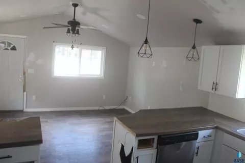 Living - 1011 E 13th St, Yankton, SD 57078 photo 1 of 1