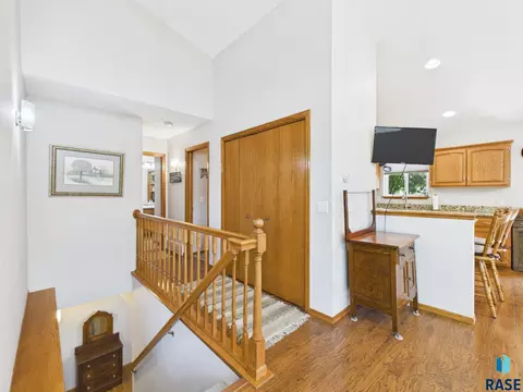 Entry Way - 1705 E 63rd St, Sioux Falls, SD 57108 photo 1 of 2