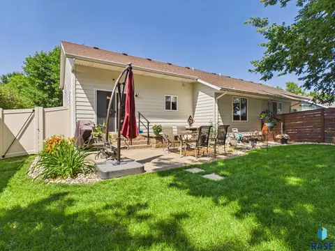 Exterior - 1705 E 63rd St, Sioux Falls, SD 57108 photo 2 of 6