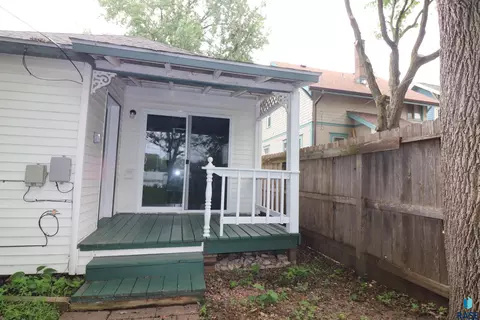 1312 E 5th St, Sioux Falls, SD 57103 photo 6