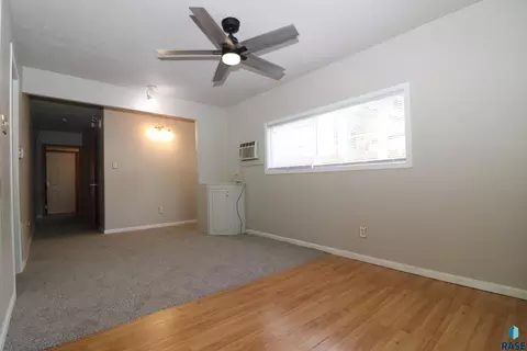 1312 E 5th St, Sioux Falls, SD 57103 photo 15