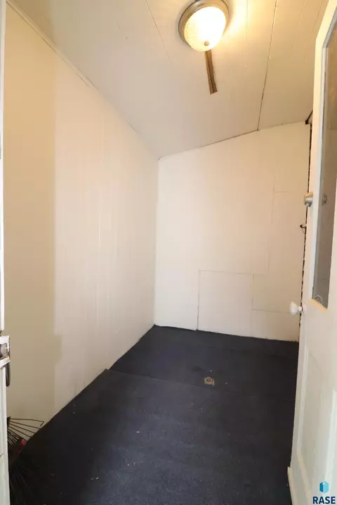 1312 E 5th St, Sioux Falls, SD 57103 photo 26