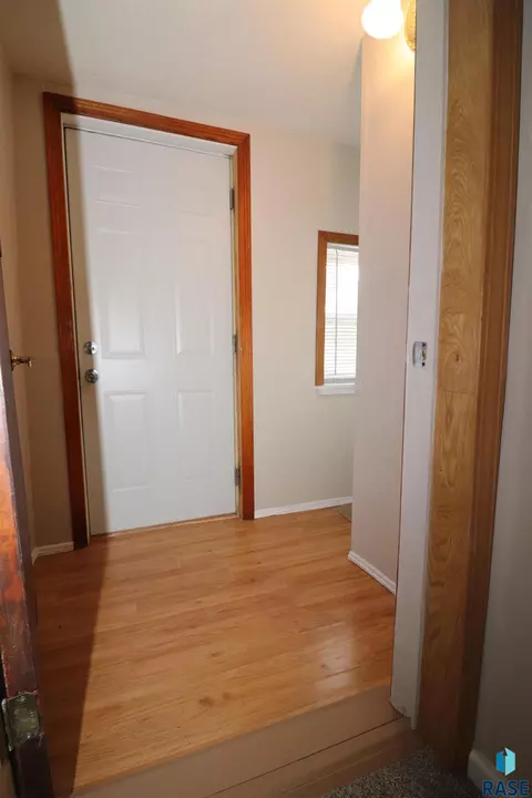1312 E 5th St, Sioux Falls, SD 57103 photo 14