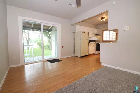 1312 E 5th St, Sioux Falls, SD 57103 photo 12