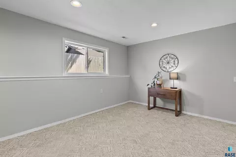 Other - 112 W River Oak Ct, Brandon, SD 57005 photo 5 of 9