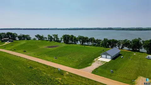 12 Jayvee Ln, Garvin, MN 56132 photo 2