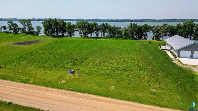12 Jayvee Ln, Garvin, MN 56132