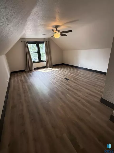 Bedroom - 608 S Conklin Ave, Sioux Falls, SD 57103 photo 4 of 5