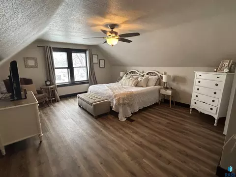 Bedroom - 608 S Conklin Ave, Sioux Falls, SD 57103 photo 2 of 5