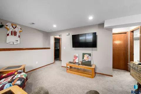 Other - 3737 E Mission St, Sioux Falls, SD 57103 photo 8 of 9