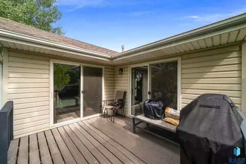 Exterior - 3737 E Mission St, Sioux Falls, SD 57103 photo 2 of 9