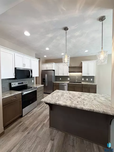 5117 E 67th St, Sioux Falls, SD 57108 photo 13