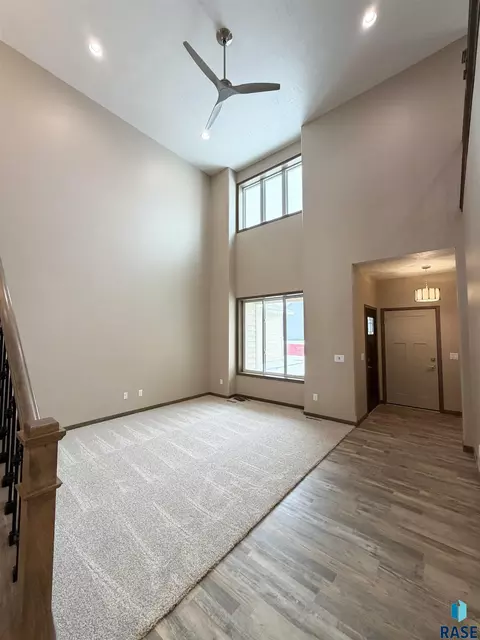 5117 E 67th St, Sioux Falls, SD 57108 photo 5