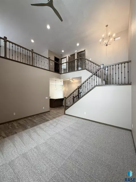 5117 E 67th St, Sioux Falls, SD 57108 photo 4