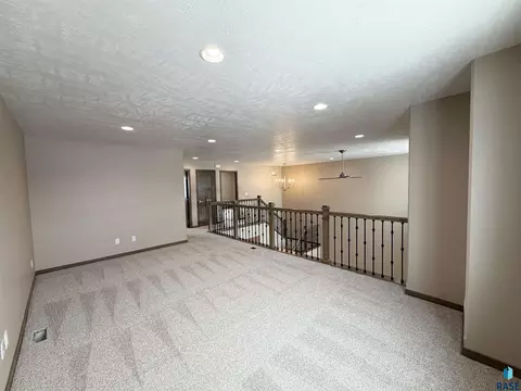 5117 E 67th St, Sioux Falls, SD 57108 photo 19