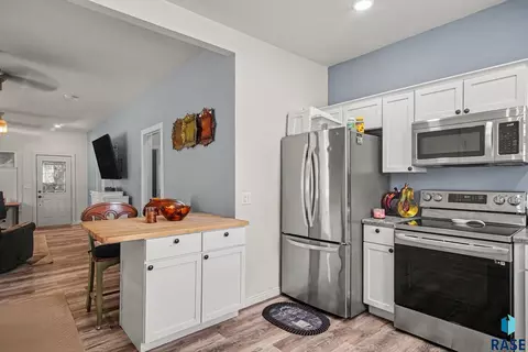 Kitchen - 402 S Maple St, Howard, SD 57349 photo 1 of 2