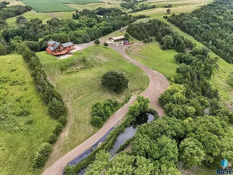 2264 Ashley Ave, Inwood, IA 51240