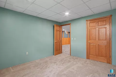 706 S Maple St, Howard, SD 57349 photo 19