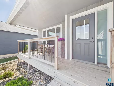 Exterior - 7509 E 49th St, Sioux Falls, SD 57110 photo 1 of 4