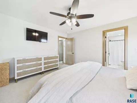 Bedroom - 7509 E 49th St, Sioux Falls, SD 57110 photo 2 of 7