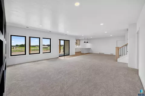 Living - 6505 E Fieldview St, Sioux Falls, SD 57110 photo 11 of 11
