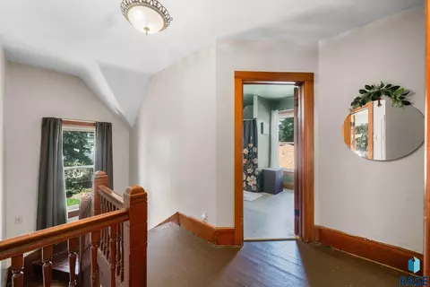 Entry Way - 304 E 2nd St, Canton, SD 57013 photo 3 of 3
