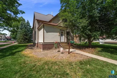 Other - 304 E 2nd St, Canton, SD 57013 photo 9 of 9