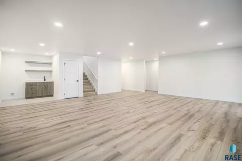 Other - 5508 E Morningside Cir, Sioux Falls, SD 57110 photo 11 of 12