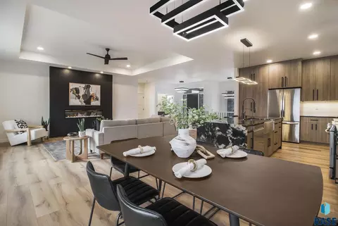 Dining - 5508 E Morningside Cir, Sioux Falls, SD 57110 photo 1 of 2